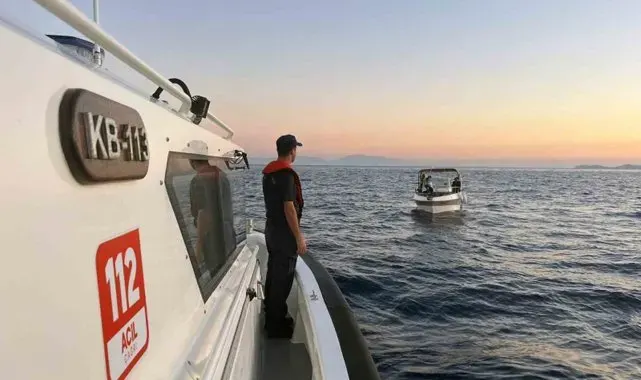 16 düzensiz göçmen kurtarıldı, 1 göçmen kaçakçısı yakalandı