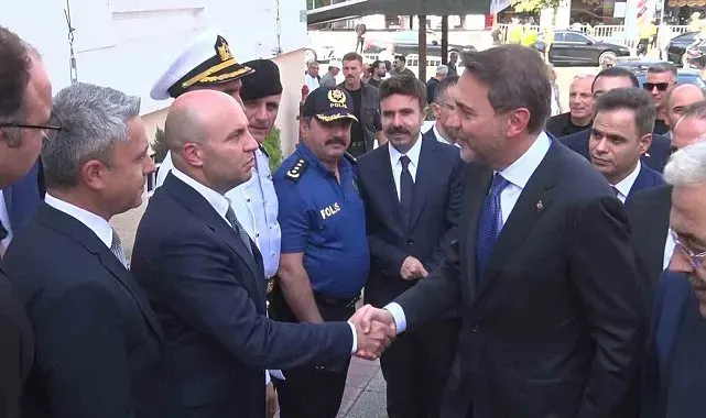 Bakan Bayraktar Bursa'da: İlk durak Valilik oldu