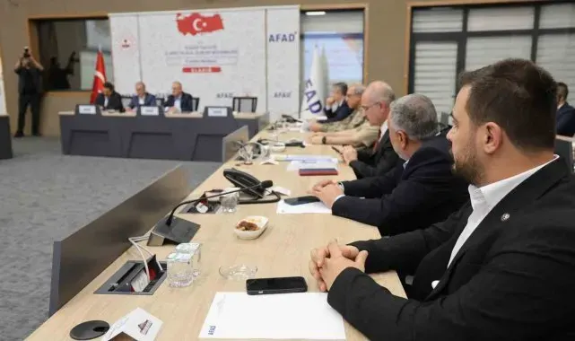 Elazığ'da 'Afet sonrası iyileştirme çalışmaları' toplantısı
