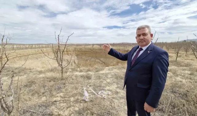 Karaman'da 2 yıl önce oluşan obruğun çevresi ve derinliği iki katına çıktı