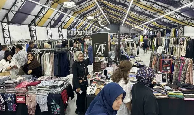 Girişimci kadınlar, 'Zyfest Alışveriş ve Moda Festivali'nde buluştu