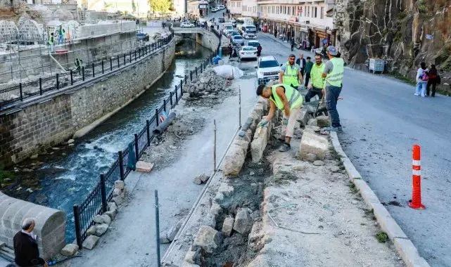 Bitlis'te tarihi doku yeniden canlanıyor