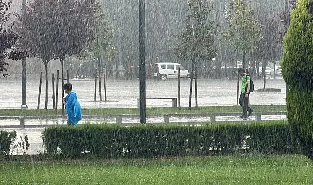 Güneşli hava yerini yağmurlara bırakacak