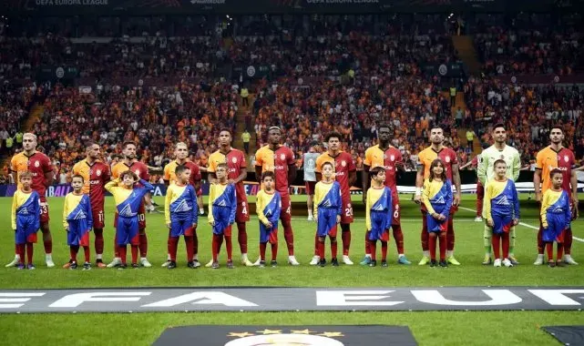Galatasaray'da zorunlu tek değişiklik