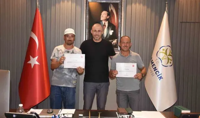 Başkan Zencirci'den belediye personellerine ödül