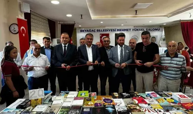 Beyağaç Belediyesi okuyucularla yazarları buluşturdu