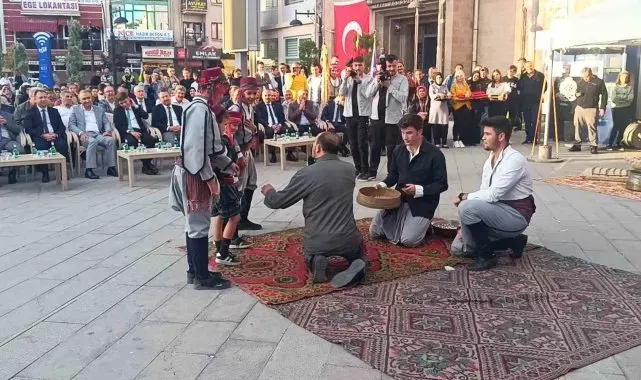 Sandıklı'da 'Şed' kuşatma töreni düzenlendi