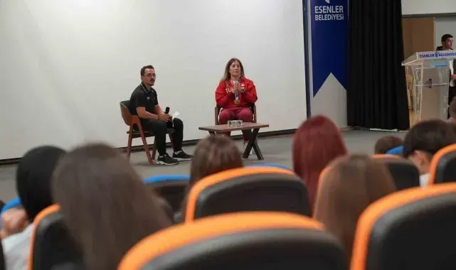 Milli güreşçi Adar, şampiyonluk hikayesini anlattı