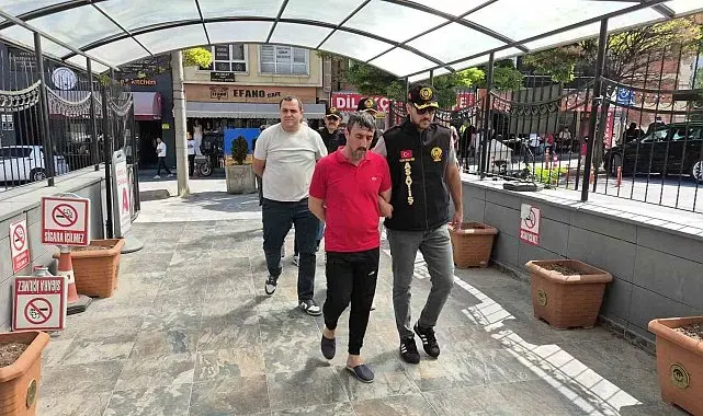 Eskişehir'de cinayetle ilgili 4 şüpheli adliyeye sevk edildi