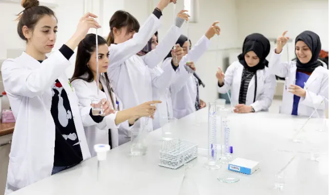 Ziraat fakültesinde 5 bölüm daha akredite oldu
