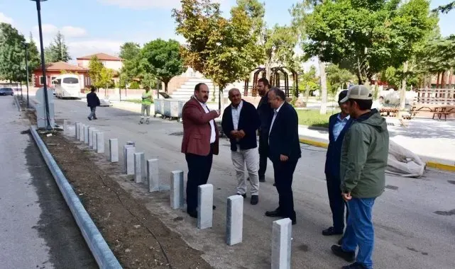 İnönü'de iyileştirme çalışmasını Başkan Hamamcı yerinde inceledi