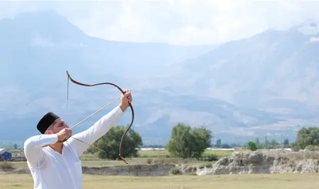Erzincan'da Geleneksel Türk Okçuluğu heyecanı
