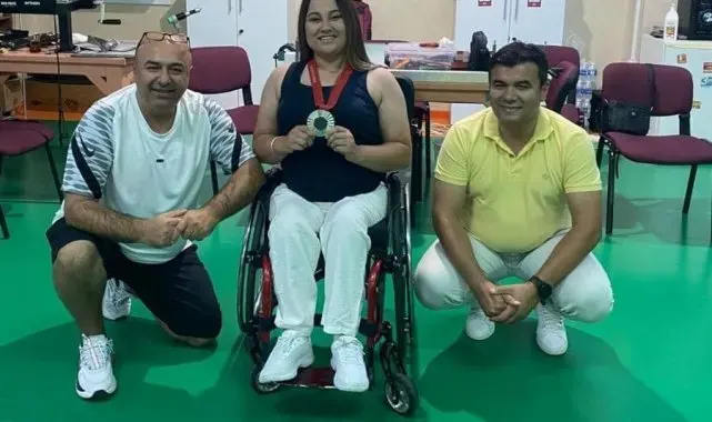 Şampiyon sporcu Eroğlu Fethiye'de genç sporcularla buluştu