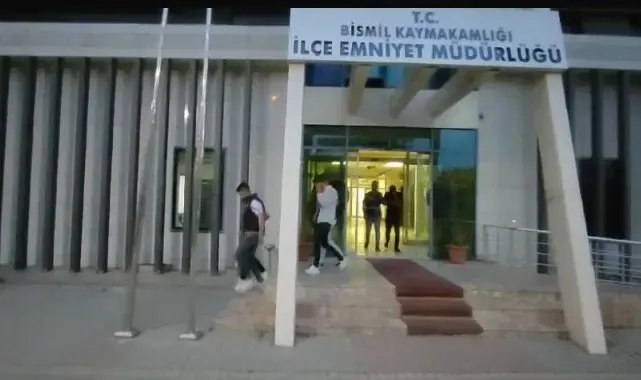 Diyarbakır'da bir kadın, evinde kaldığı kişinin müstehcen görüntülerini çekerek 10 milyon istedi