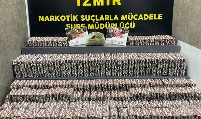 İzmir'de bir adreste 55 bin uyuşturucu nitelikli hap ele geçirildi