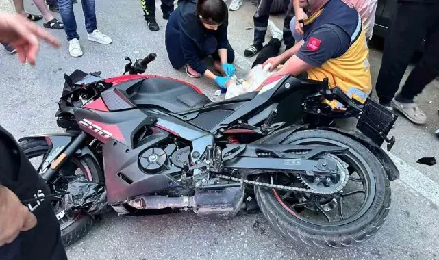 Bursa'da motosikletin çarptığı yaya metrelerce savruldu