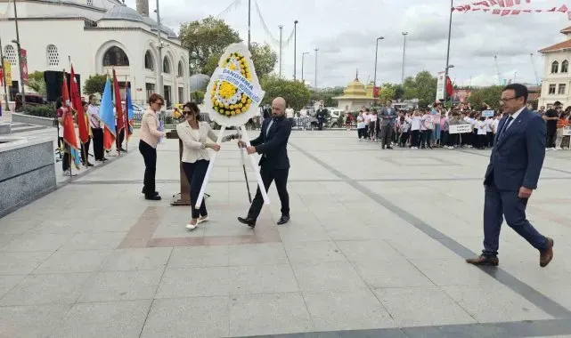 Bandırma'da İlköğretim Haftası coşkuyla kutlandı