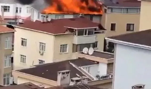 Kartal'da 5 katlı binanın çatı katı alevlere teslim oldu