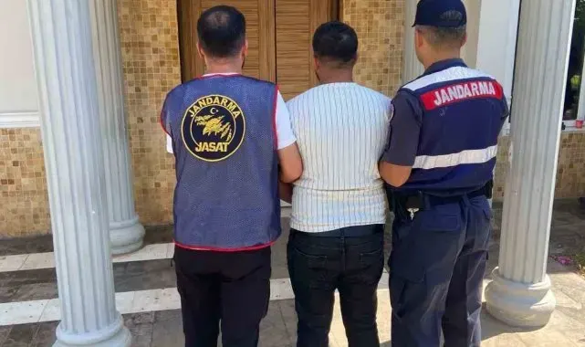 Antalya'da 18 yıl 5 ay hapis cezasıyla aranan kişi yakalandı