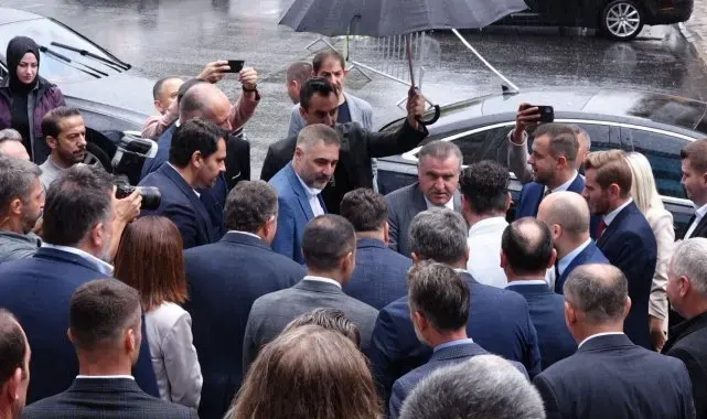 Gençlik ve Spor Bakanı Bak: "Bu millete hizmet etmeye devam ediyoruz"