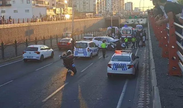 Diyarbakır'da otomobil ile motosiklet çarpıştı: 5 yaralı