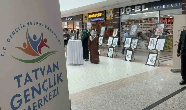 Tatvan'da "resim sergisi" açıldı