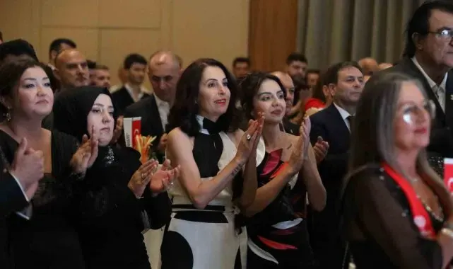 Bolsev Vakfı kuruldu: En az bin öğrenciye burs verilecek