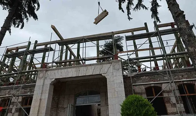 Tarihi belediye binası yeniden ayağa kaldırılıyor
