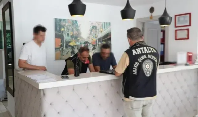 Antalya'da günübirlik kiralanan evlerin denetimi yapıldı