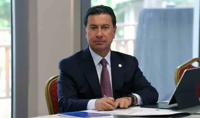Başkan Aras çeşitli temaslarda bulunmak üzere Fransa'da