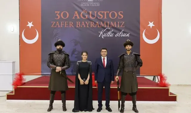 30 Ağustos resepsiyonunda Kayı Alpleri