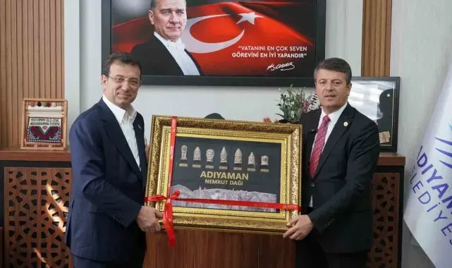 İBB Başkanı İmamoğlu, Adıyaman Belediyesi'ni ziyaret etti