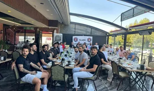 Elazığspor maç öncesi bir araya geldi