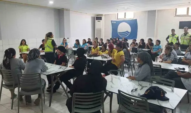 Kumluca'da kadın sürücülere jandarmadan trafik eğitimi