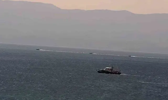 Yalova'da arama kurtarma çalışmalarında heyecanlandıran görüntü