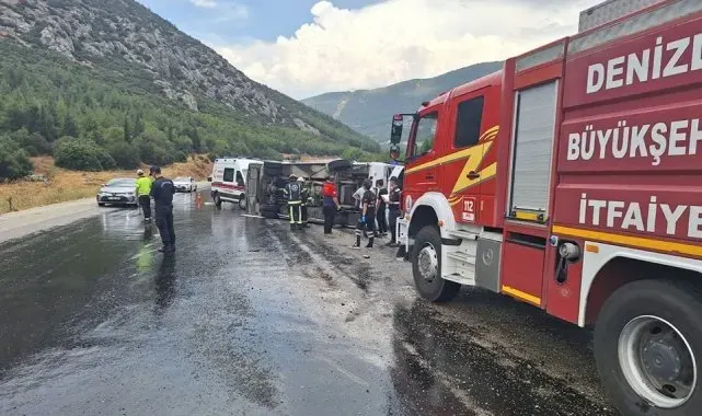 Yeğeninin düğününe giderken kazada ölen kadın toprağa verildi