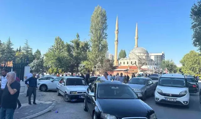 Ankara'daki silahlı hal kavgasında ölen 2 kardeş toprağa verildi