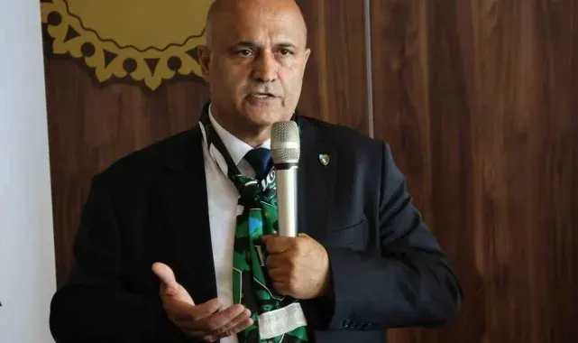 Kocaelispor'un maçını 14 bin biletli seyirci izledi