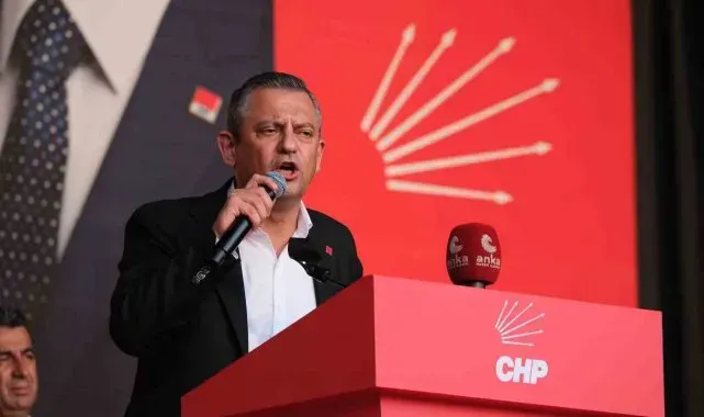 Özgür Özel'den Gaziantep'te Fıstık Mitingi