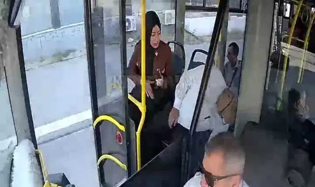 Halk otobüsünde kalp krizi geçirdi, ilk müdahale otobüs içerisinde yapıldı