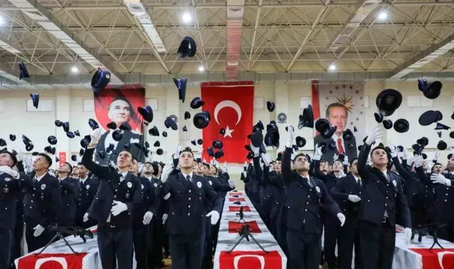 Erzincan'da 428 polis adayı mezun oldu