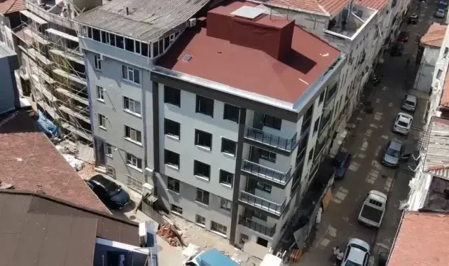 'Yarısı Bizden'in ilk evleri hak sahiplerine kavuşmak için gün sayıyor