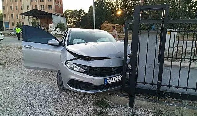 Bilecik'te feci kaza; 1'i ağır 4 yaralı