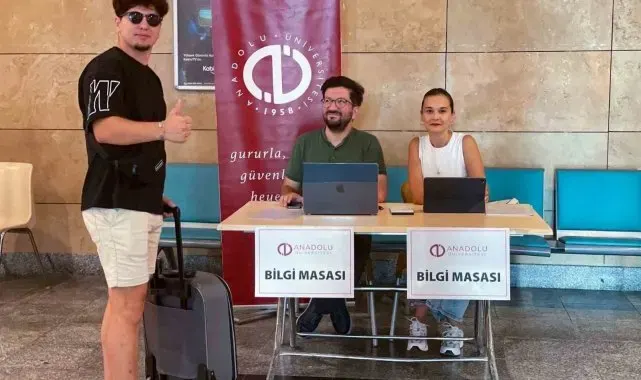 Anadolu Üniversitesinden Eskişehir'e yeni gelen öğrencilere sıcak karşılama