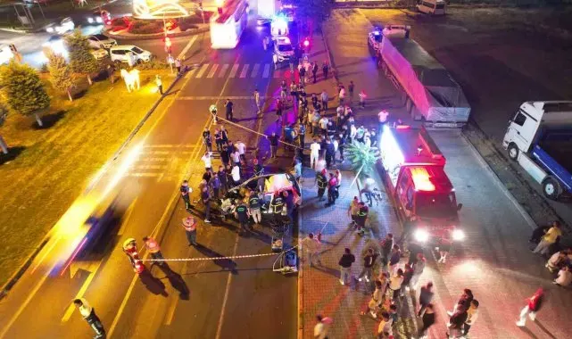 Nevşehir'de otomobil tıra arkadan çarptı: 2 ölü, 3 ağır yaralı