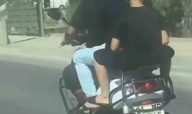 Trafikte hayrete düşüren yolcuklar kameraya yansıdı