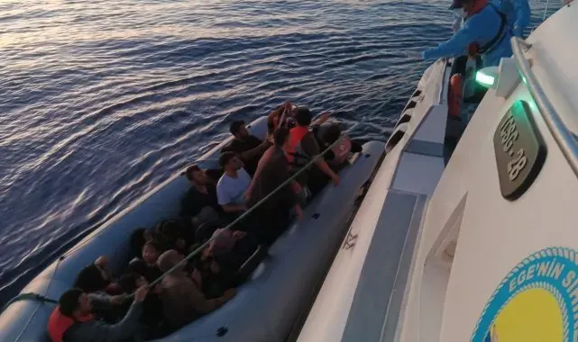 Ayvacık açıklarında 24 kaçak göçmen yakalandı