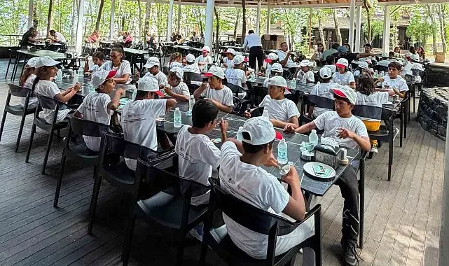 Fatsa'da mevsimlik tarım işçilerinin çocukları hem eğitim alıyor hem şehri tanıyor