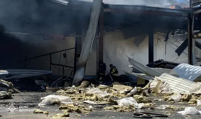 Rusya, Ukrayna'da süpermarketi vurdu: 10 ölü, 35 yaralı