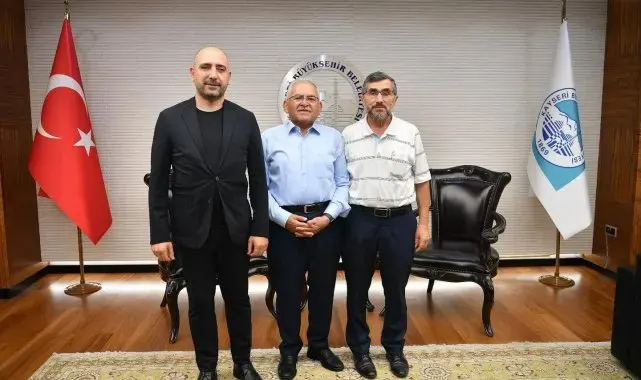 Başkan Büyükkılıç'a ziyaretler sürüyor